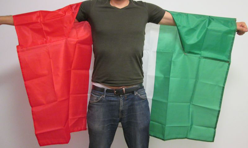 Drapeau Italie 150x90cm en SATIN - Drapeau italien 90 x 150 cm - AZ FLAG