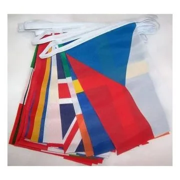 GUIRLANDE 4 mètres 20 DRAPEAUX 28 PAYS DE L\'UNION EUROPÉENNE 15x10 cm - DRAPEAU EUROPÉEN 10 x 15 cm