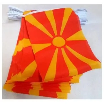 Guirlande 12 mètres 20 Drapeaux Macédoine 45x30 cm - Drapeau macédonien 30 x 45 cm