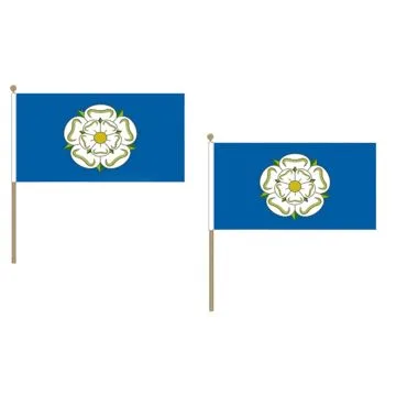 DRAPEAU COMTÍ? DE YORKSHIRE 45x30cm HAMPE en bois - LOT DE 10 DRAPEAUX COUNTY OF YORK - ANGLETERRE 30 x 45 cm