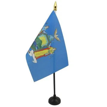 DRAPEAU DE TABLE NEW YORK 15x10cm - PETIT DRAPEAUX DE BUREAU NEW YORKAIS - ETAT AMÉRICAIN - USA - ETATS-UNIS 10 x 15 cm pointe dorée