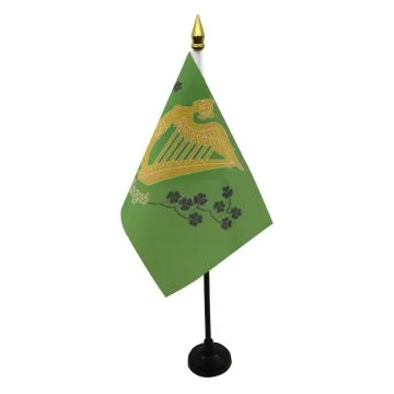 DRAPEAU DE TABLE IRLANDE ERIN GO BRAGH  15x10cm - PETIT DRAPEAUX DE BUREAU IRLANDAIS 10 x 15 cm pointe dorée