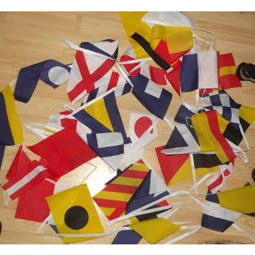 GUIRLANDE 13 mètres 26 DRAPEAUX ALPHABET NAUTIQUE 21x15 cm - DRAPEAU PAVILLON MARIN ? NAUTISME 15 x 21 cm