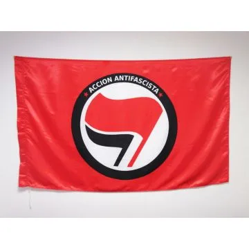 DRAPEAU ACCION ANTIFACISTA 150x90cm en SATIN - DRAPEAU ACTION ANTIFACHISTE 90 x 150 cm Fourreau pour hampe