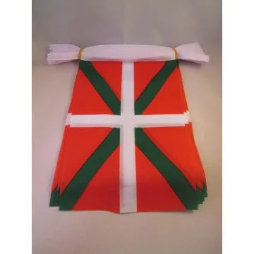 GUIRLANDE 6 mètres 20 DRAPEAUX PAYS BASQUE 21x15 cm - DRAPEAU BASQUE 15 x 21 cm
