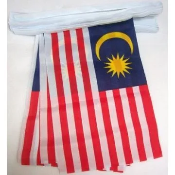 Guirlande 12 mètres 20 Drapeaux Malaisie 45x30 cm - Drapeau malaisien 30 x 45 cm