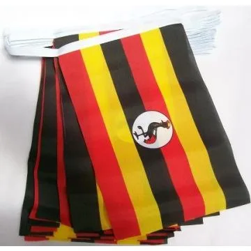 Guirlande 12 mètres 20 Drapeaux Ouganda 45x30 cm - Drapeau ougandais 30 x 45 cm
