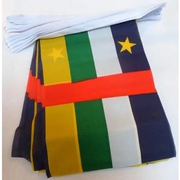 Guirlande 12 mètres 20 Drapeaux Centrafrique 45x30 cm - Drapeau centrafricain 30 x 45 cm