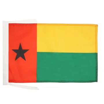 DRAPEAU GUINÉE-BISSAU 45x30cm - PAVILLON BISSAU-GUINÉEN 30 x 45 cm haute qualité