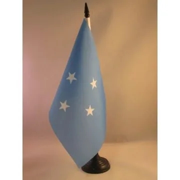 DRAPEAU DE TABLE MICRONÉSIE 21x14cm - PETIT DRAPEAUX DE BUREAU MICRONÉSIEN 14 x 21 cm