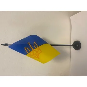 Drapeau de table Ukraine avec armes 15x10cm - PETIT Drapeaux DE BUREAU ukrainien 10 x 15 cm