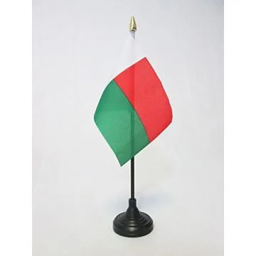 DRAPEAU DE TABLE MADAGASCAR 15x10cm - PETIT DRAPEAUX DE BUREAU MALGACHE 10 x 15 cm pointe dorée